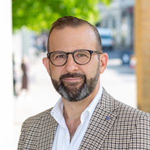 Miklos Orban, Leadership at D2 Legal Technology,